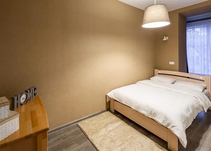 شقة в центрі إلفيف